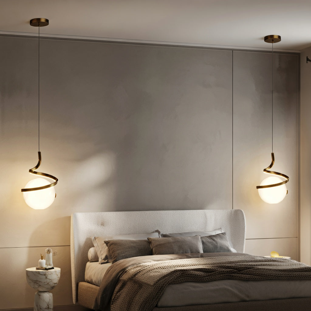 Suspension globe opalin noir – mise en valeur