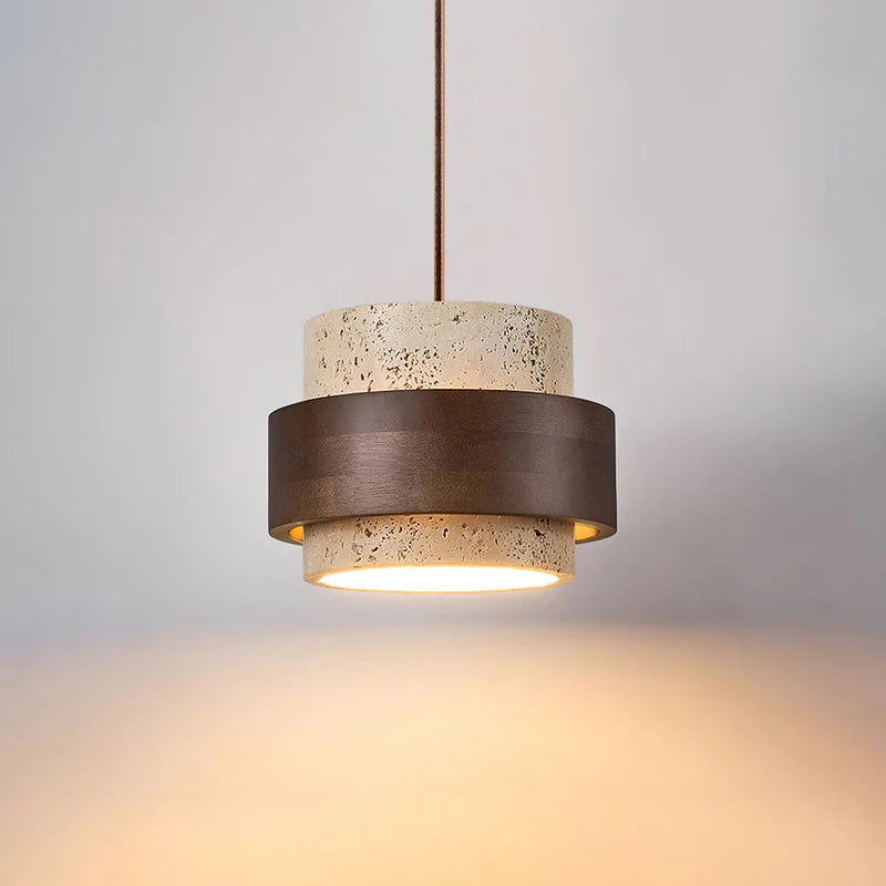 Suspension en pierre travertin et bois de noyer - Maison Lumexia
